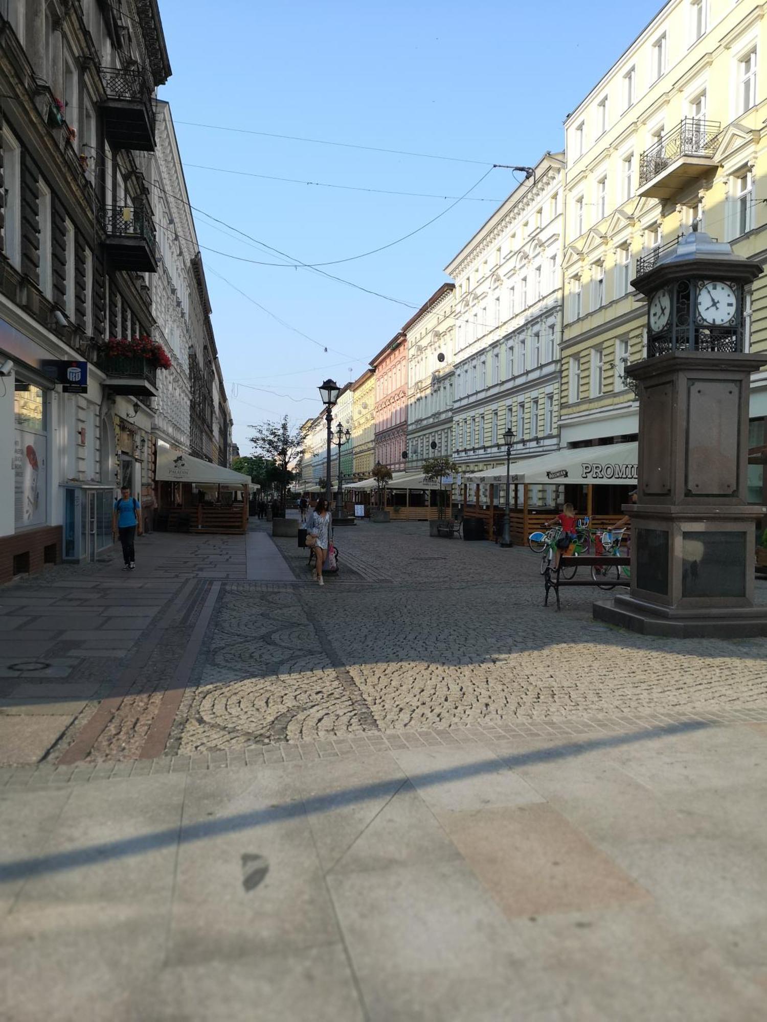 Апартаменты Walking Streets Penthouse! Щецин Экстерьер фото